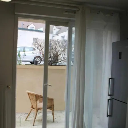 Apartment - Cdg & Asterix
