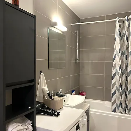 - Cdg & Asterix Apartment